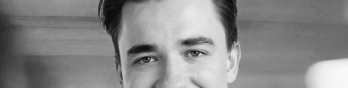 Valerii_Kretinin eyes